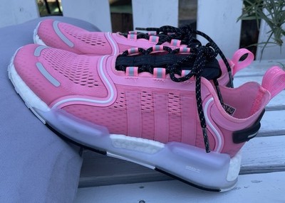 Pre-owned Women s Adidas Size 5 Shoes Pink