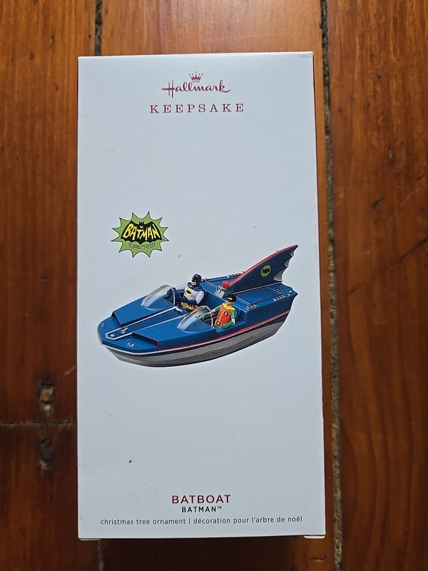 HALLMARK 2019 BATMAN BATBOAT ORNAMENT