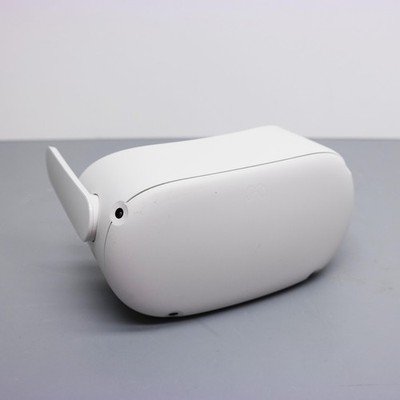 Meta Quest 2 128GB Advanced All-In-One VR Headset Only ISSUE