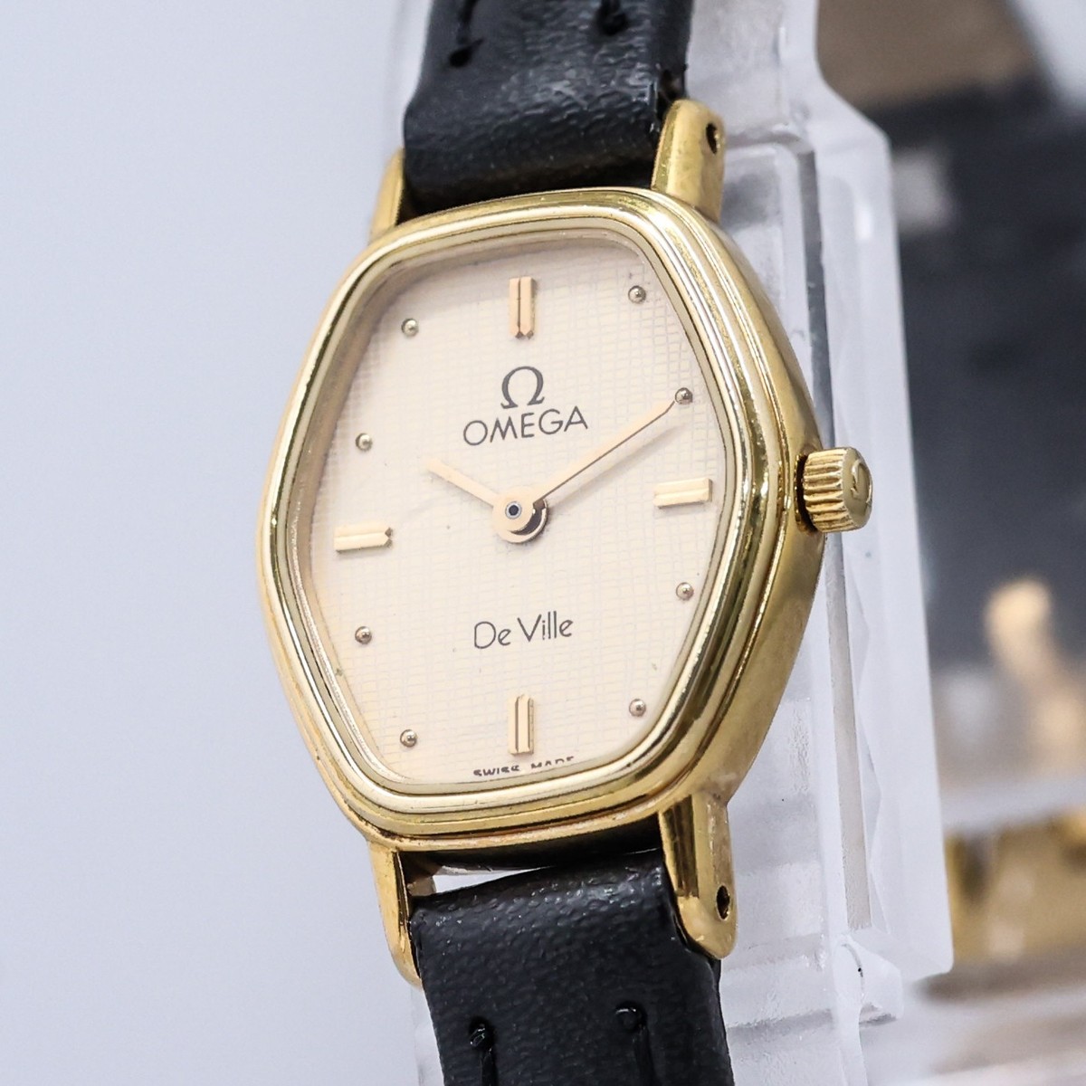 Vintage 1984* OMEGA De Ville Cal.1450 Quartz Gold Dial 17mm Swiss 