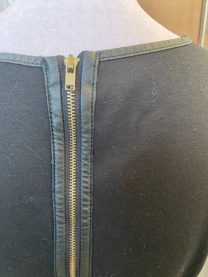 Vestido eci New York Talla 8 Tejido con Diseños de Panel de Pecho de Cuero Sintético  Foto 4 de 4