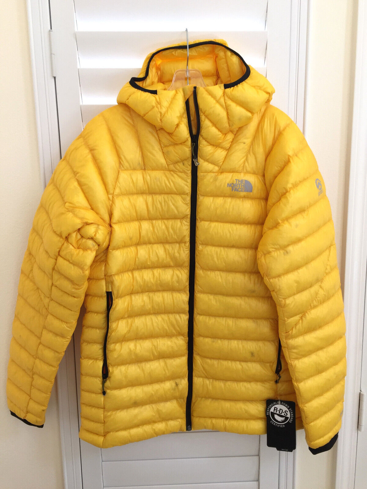 The NORTH FACE MEN Summit L3 Down Hoodie Slim Fit JACKET Sz L Warm Light NEW