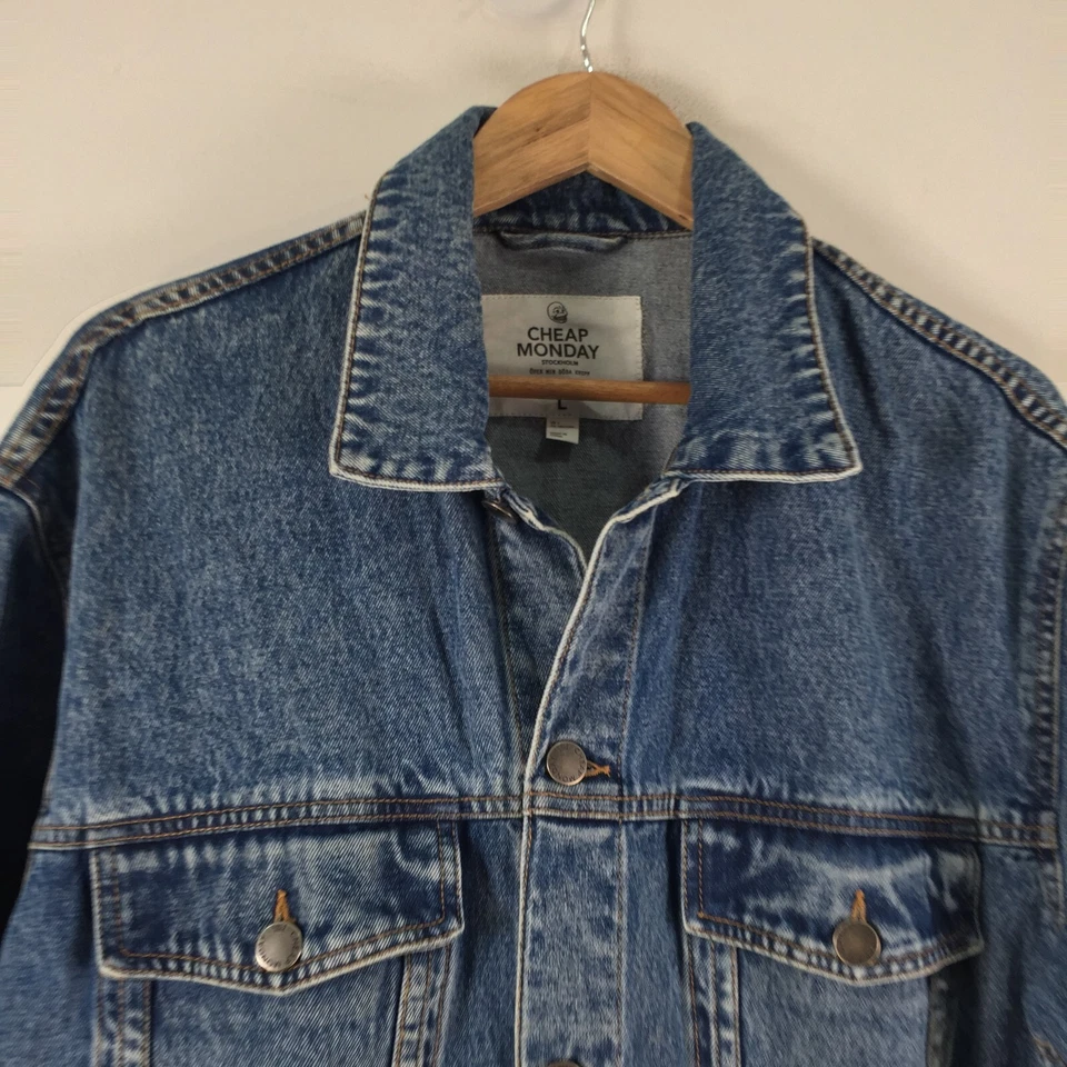 Cheap Monday denim jacket mens size L blue oversized long sleeve cotton 113585 - Image 2 of 4