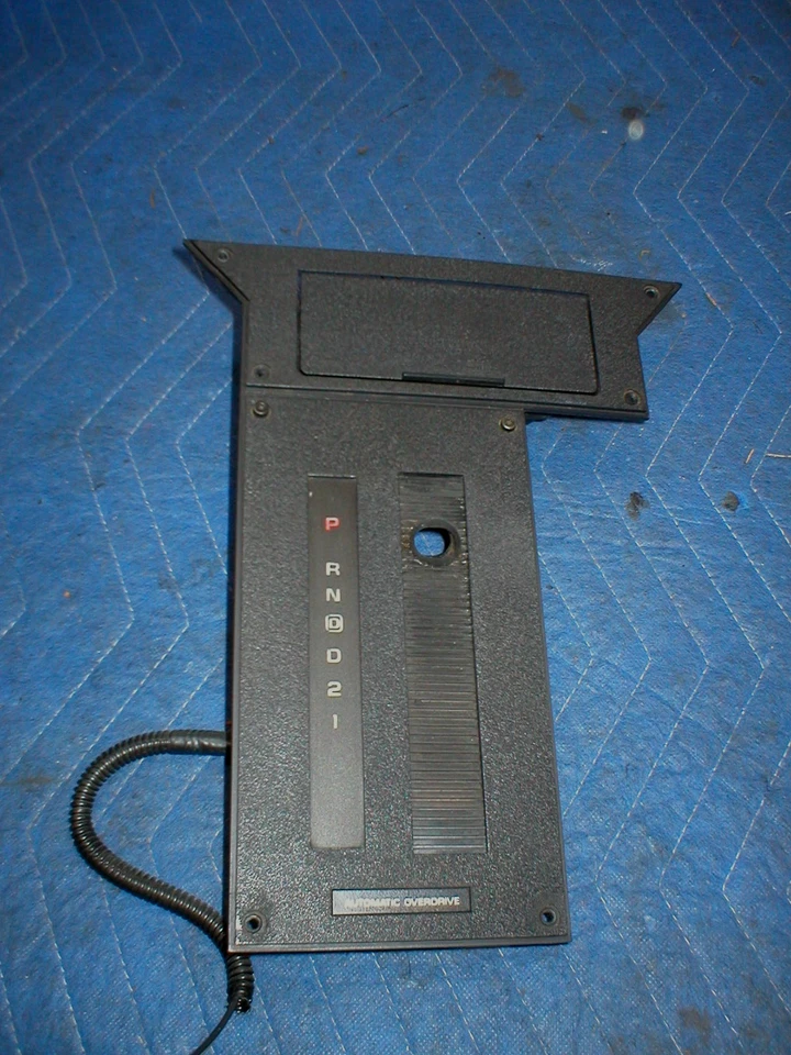 Camaro 1985-92 consola superior automática 700R4 transmisión palanca de cambios placa GM Foto 4 de 4