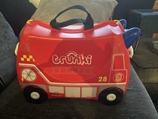 Trunki Frank The Fire Engine Truck Sit On And Ride Suitcase, 18" By 12"