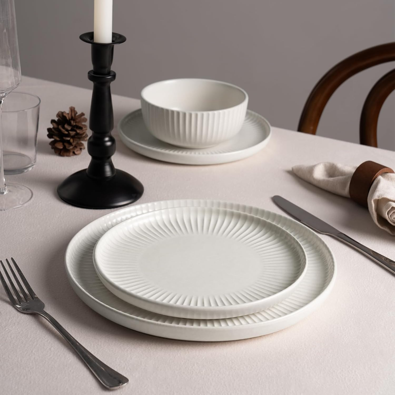 24-Piece Dinnerware Set with Mugs, Plates & Bowls - Chip Resistant