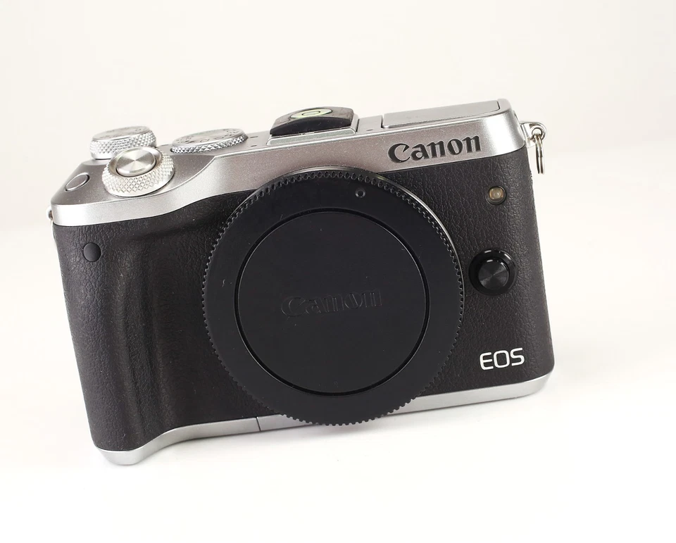 Canon EOS M6, photo 3 of 5