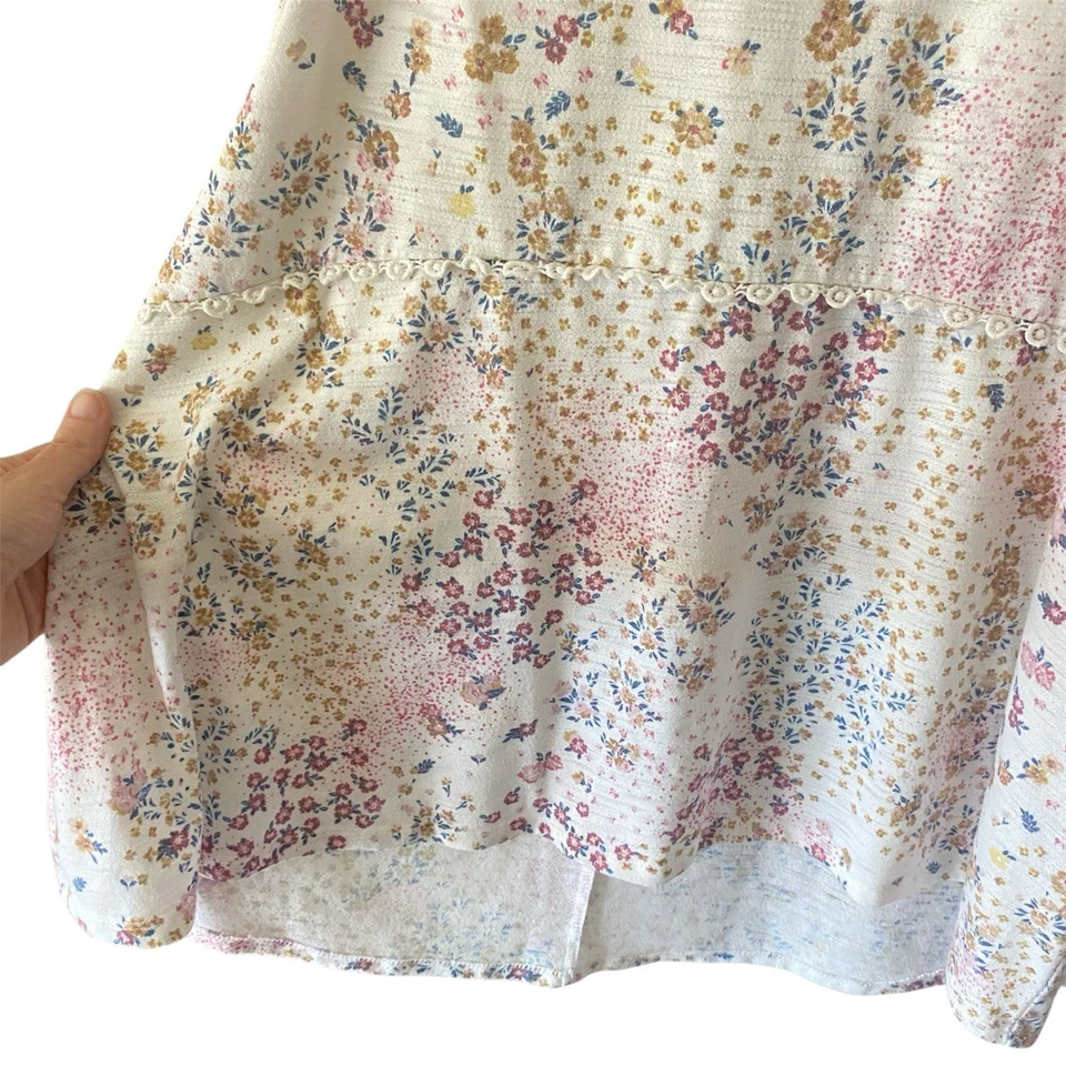 Blusa Lauren Conrad Floral Blanco Encaje Ribete Femenino Sin Mangas Alta Baja Talla Pequeña Foto 4 de 4