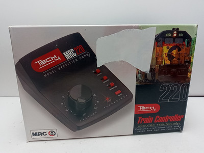 MRC 220 TECH 4 RAIL TRAIN CONTROLER MODEL Excellent Condition See Pics Clean