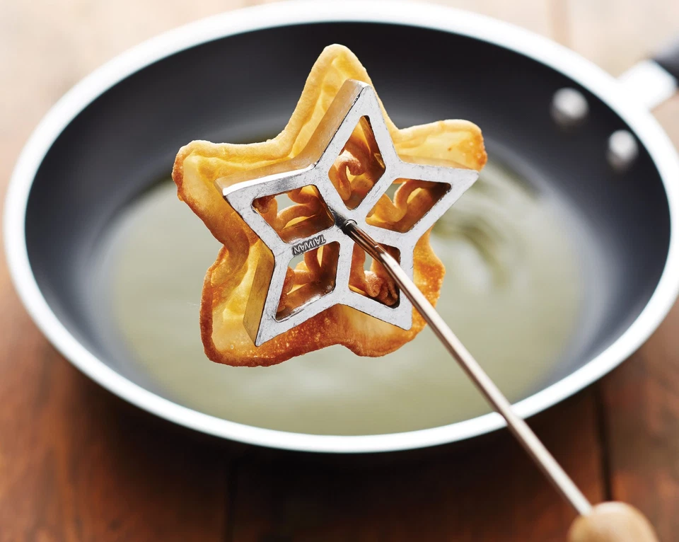 KitchenCraft Home Made Ferri per Rosette Svedesi, Metallo, Set di 4 Stampi nImt - Immagine 3 di 4