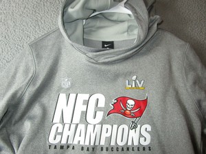 buccaneers hoodie nike