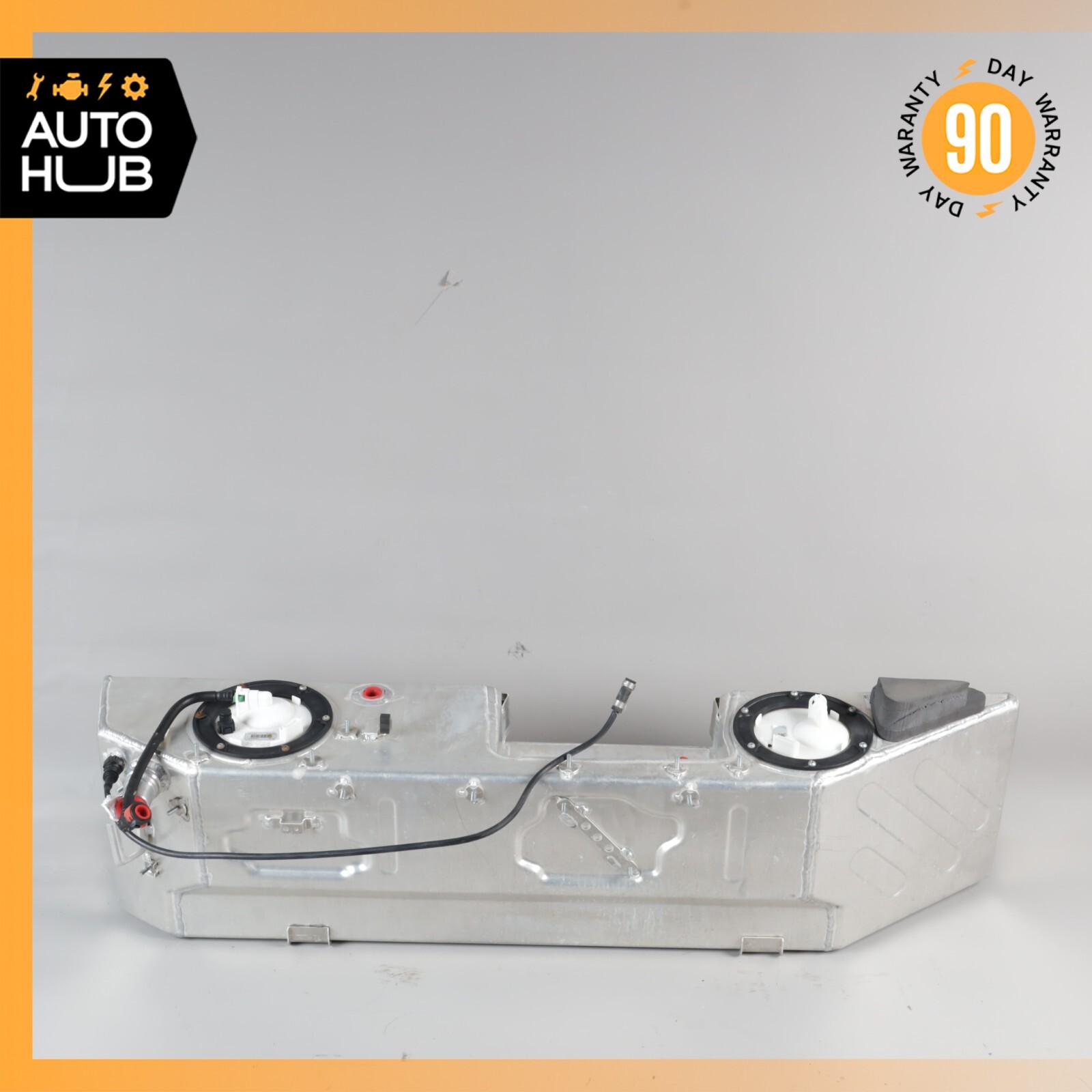 16-23 McLaren 570S Gas Fuel Tank Reservoir Assembly 13K0119CP01 OEM 31k