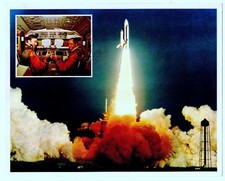 SPACE SHUTTLE COLUMBIA STS-1 FIRST LAUNCH WITH ASTRONAUTS PICTURE INSERT