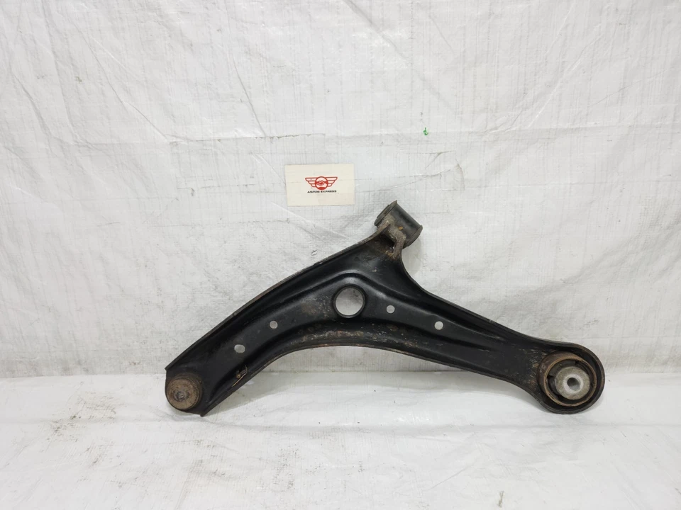 2014-2019 Ford Fiesta Front Left Driver Side Lower Control Arm OEM - Изображение 3 из 4