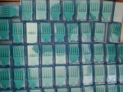 Oral-B Hummingbird refill 100 packs of 10 picks (Mint 1000 picks) - Picture 2 of 2