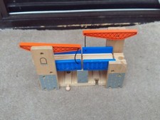 Brio Learning Curve Wooden Dutch Bridge Thomas The Tank Engine