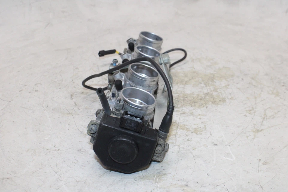 1987 BMW K100RS OEM THROTTLE BODIES - Image 4 of 4