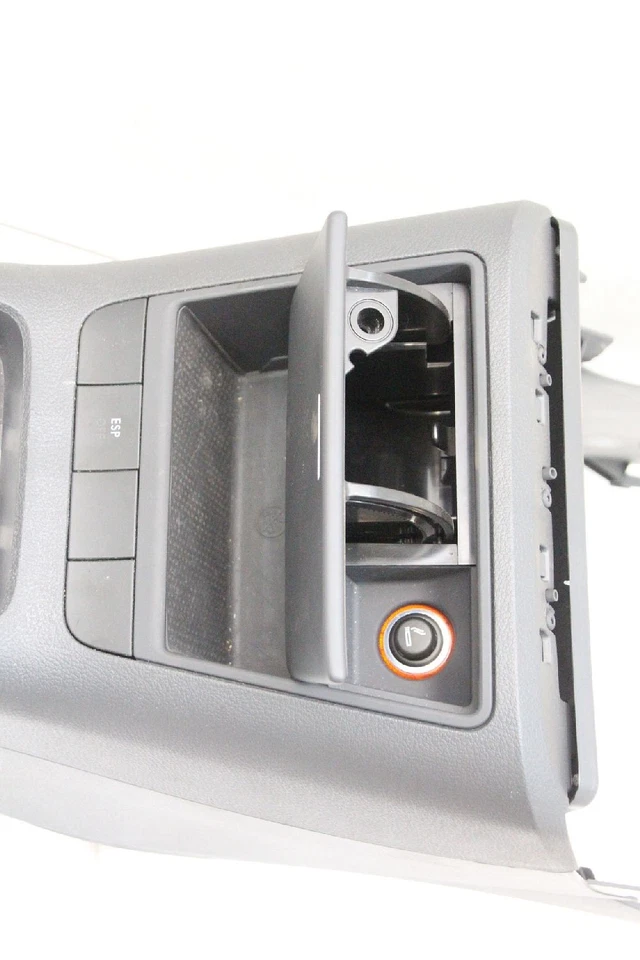 Consola central VW GOLF PLUS 5M1863243B 07-2005 Foto 2 de 4