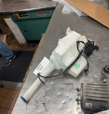 #ad 2014 2015 Kia Sorento Windshield Washer Fluid Reservoir Used $64.99