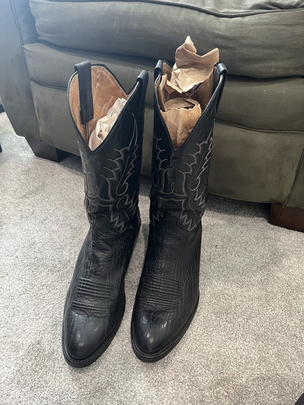 Bullhide Cowboy boots made by Sanders Boots size 10.5D non-slip outsole 