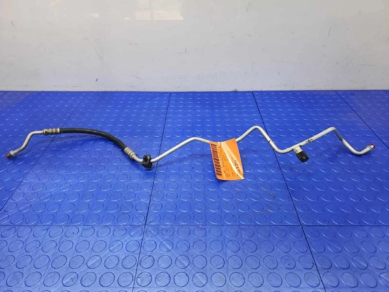 Manguera líquida aire acondicionado Chevy Silverado 1500 R134A 14-18 OEM 84148300 Foto 3 de 4