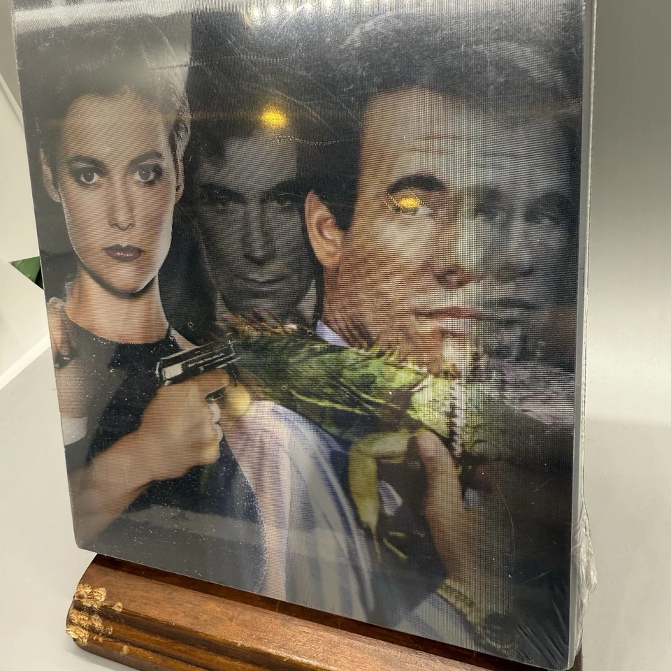 007 James Bond DVD Licence To Kill Timothy Dalton Rare 3D lenticular card cover - Image 3 of 4