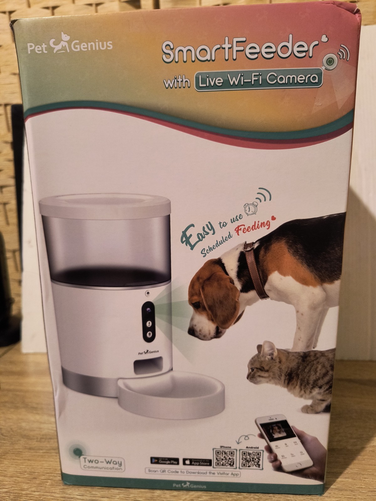 Pet Genius Smart Feeder w/ Live Wi-Fi Camera 4L Capacity Pet Food Bowl - NEW