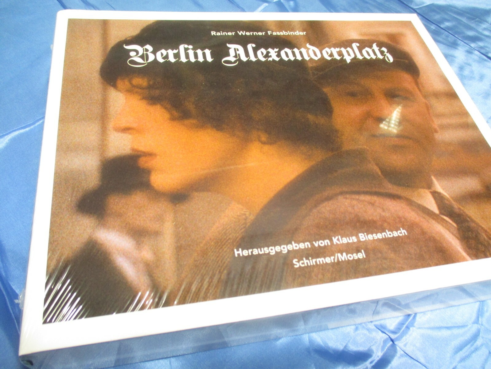 Bild 2 von 12