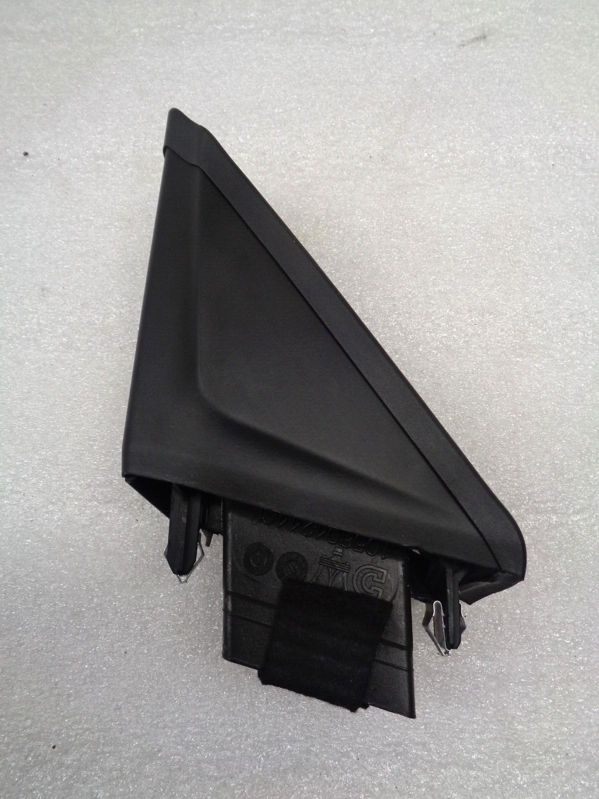 2014-2019 Maserati Ghibli Front Left Door Corner Vent Trim Cover OEM AK2308247