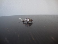 VINTAGE INLAID MOTHER-OF-PEARL TEARDROP LEAF BEAD TEXTURED STERLING SILVER RING