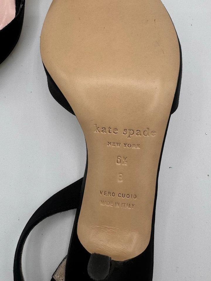 Sandalias de tacón KATE SPADE para mujer negras con lazo de tela talla 6,5 B, Ret. $325. Foto 3 de 4