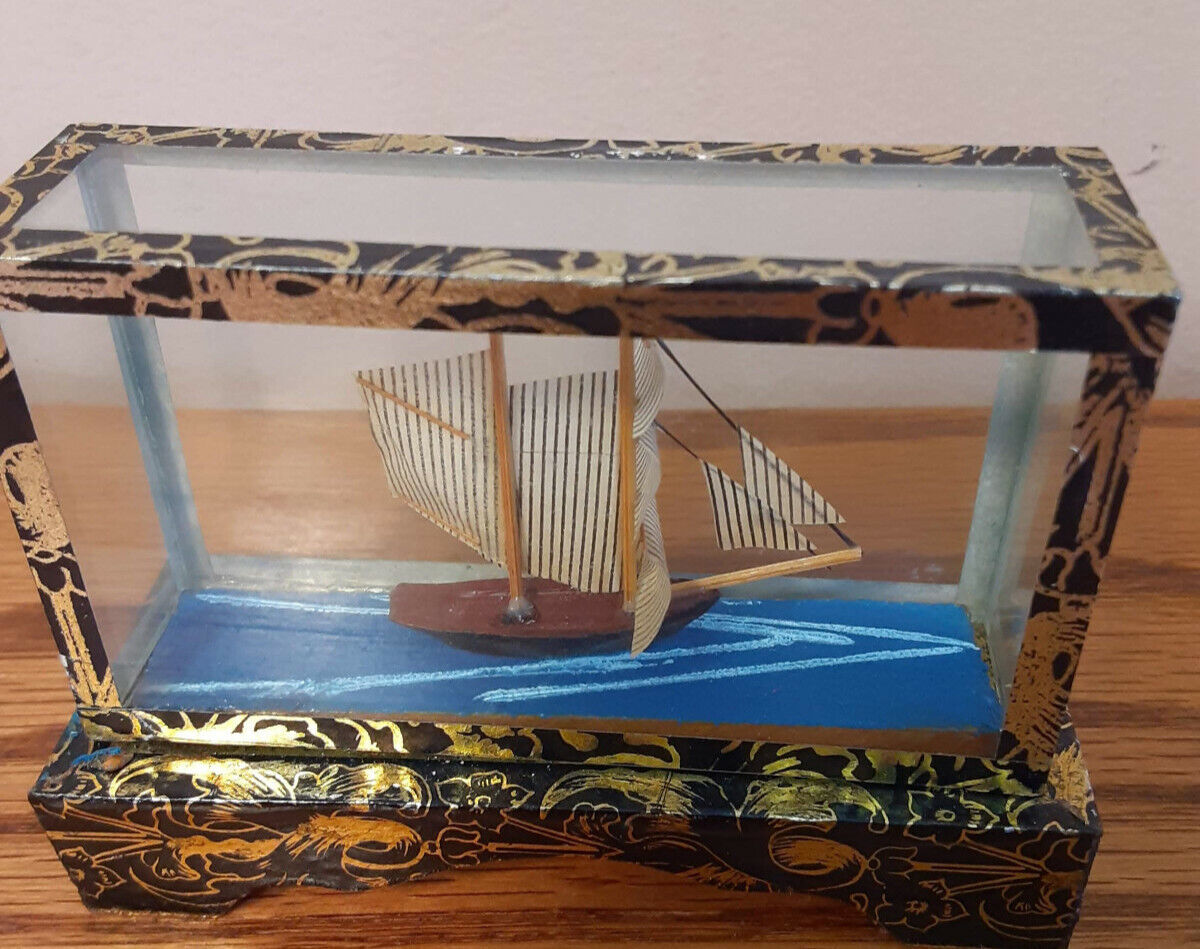 vintage Model Chinese Sale item Sailing Boat in stand Case 5 ☆ popular & wood Glass