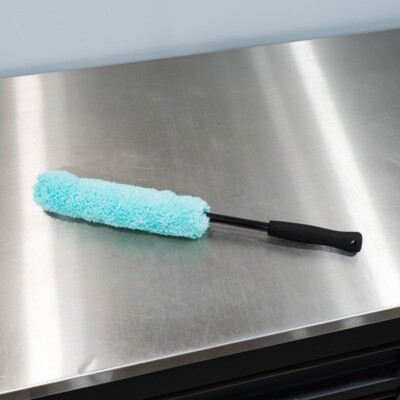 The Clean Garage Soft Microfiber Wheel Brush V2 | 18'' Mint Green