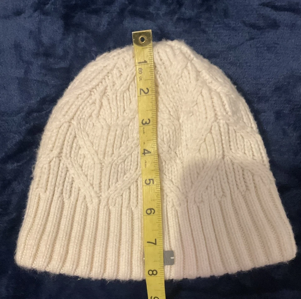 Under Armour Fleece Lined Cable Knit Beanie Crème - Image 3 of 4