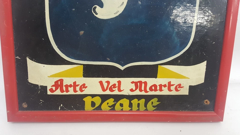 Vintage HAND PAINTED COAT OF ARMS DEANE Surname Latin Motto Heraldic Crest - Image 3 of 4