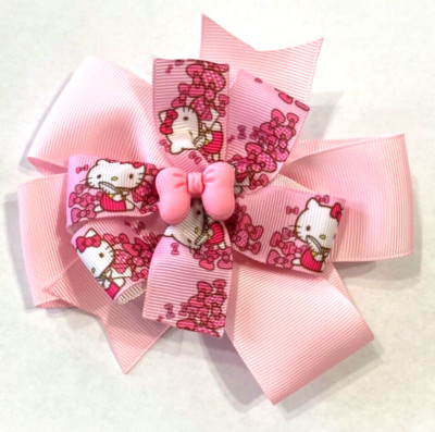 Beautiful Light Pink Bow inspired hairbow for girls.