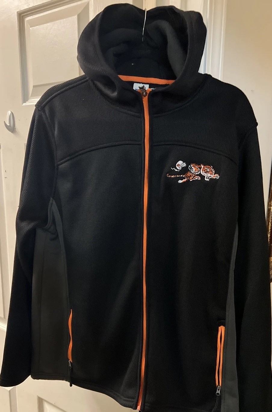 Chaqueta negra con capucha Bengals cremallera completa talla mediana para hombre nueva con etiquetas