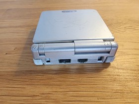 Nintendo GameBoy Advance SP Silver AGS-001, Tested & Working!