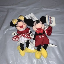 Disney Store Mickey  Minnie Mouse Plush Set Valentines Love 8     