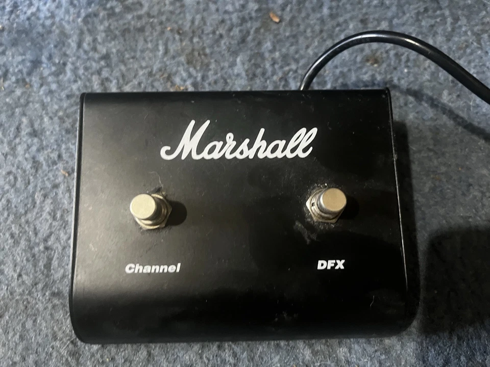 Marshall MG 100 DFX Electric Guitar Amplifier with Foot Pedal - Image 2 of 2