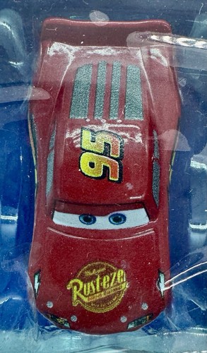 Disney Pixar Cars Willy's Butte On-the-Go Play Set Cassetta degli attrezzi 2 auto pressofuse - Foto 5 di 7