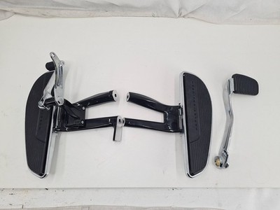 Harley-Davidson Softail Universal M8 Trittbrett Komplettset inkl. Brems- & Schal