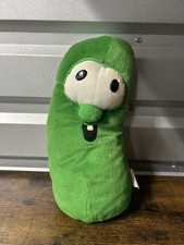 Veggie Tales Larry the Cucumber Green Big Idea C.R. Gibson Plush Stuffed Toy 12  