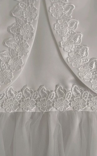 Age 6, White, Girls Dress, Christening, Confirmation, Communion, Flower Girl. - Picture 3 of 5