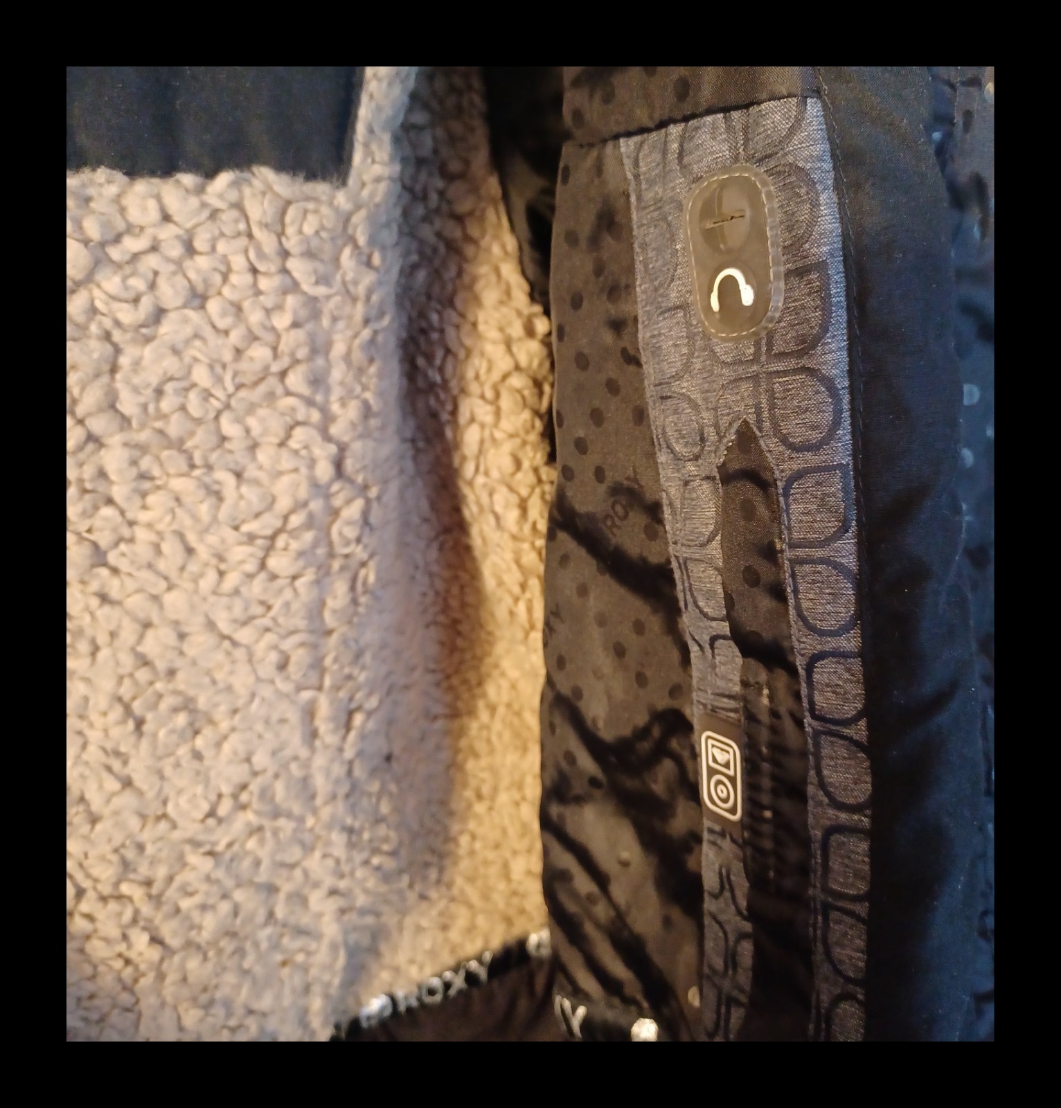 ROXY  5K Silver Winter/Ski Jacket Hood, Pockets, … - image 12