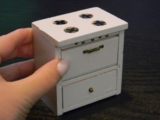 VTG Miniature Dollhouse Wooden Stove