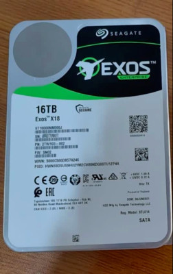 Seagate 16TB EXOS X18 ST16000NM001G  256MB 7200RPM 3.5'' Internal SATA NAS HDD