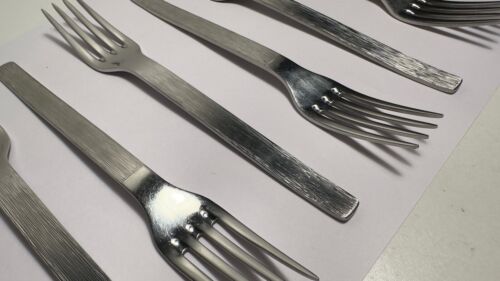 Mid Century Viners ‘Sable’ Set of 6 Stainless Steel Forks (18cm) - Picture 5 of 14