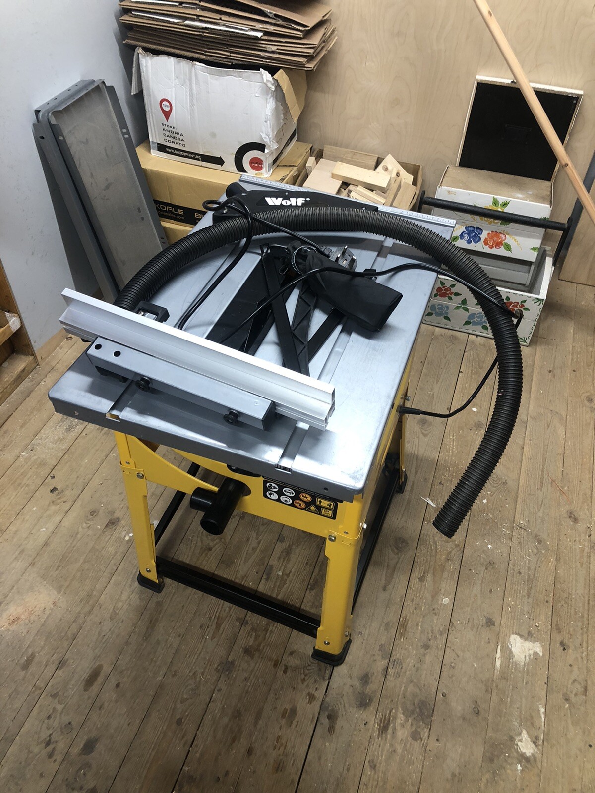 Wolf Table Saw 250mm 230V eBay