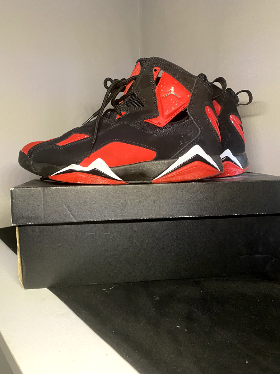 Size 8.5 - Air Jordan True Flight Black In awesome condition  display picture 1